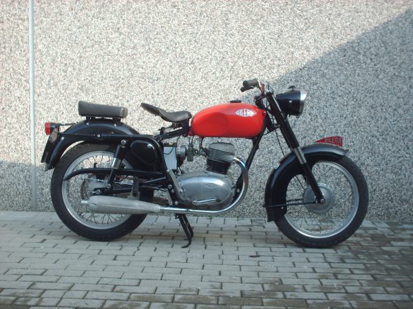 GILERA B 300